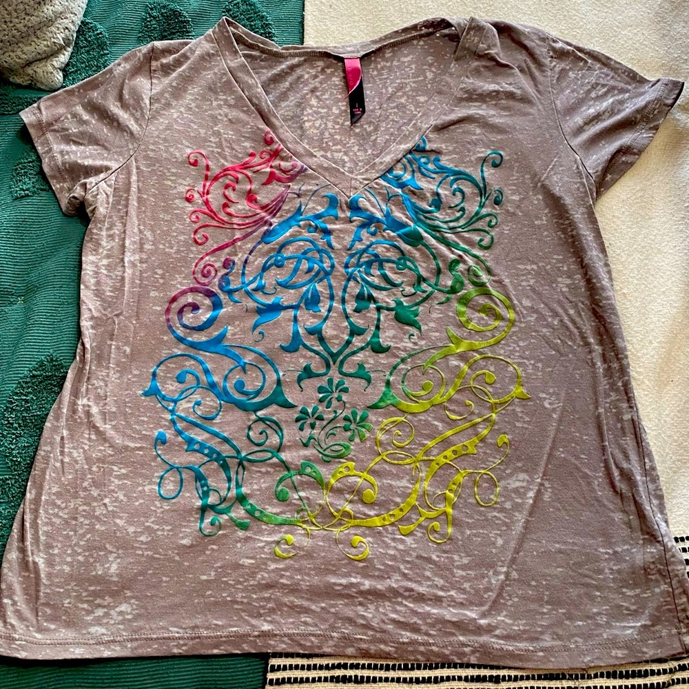 Pure Energy V-Neck Tee
